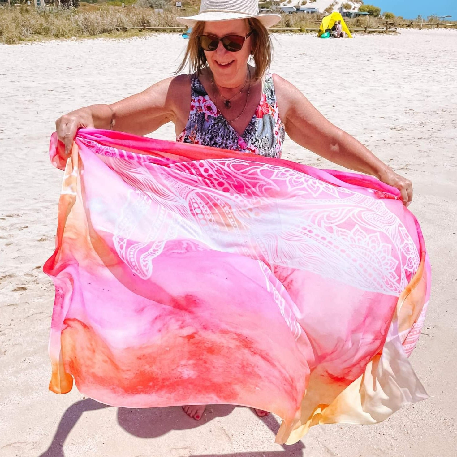 Sarong - Whale Pink